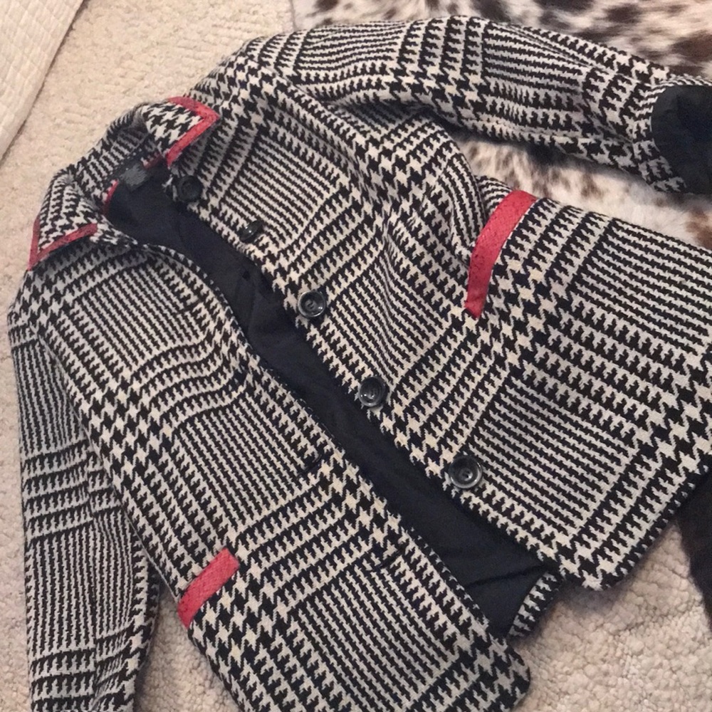 Apostrophe’ Black & White 🖤🖤🖤 coat